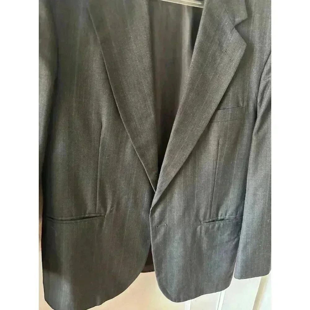 Town Craft men’s size large suit jacket and tie